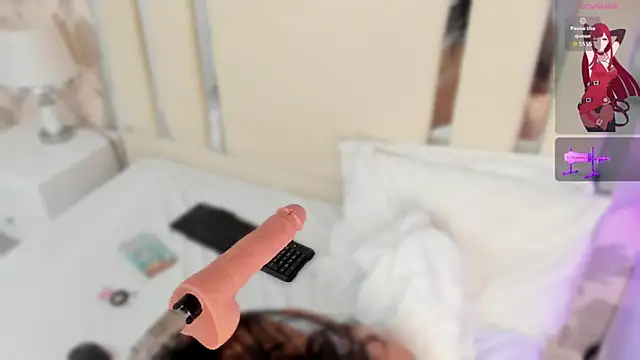 Miliaangeles online show from December 3, 2025, 12:36 pm