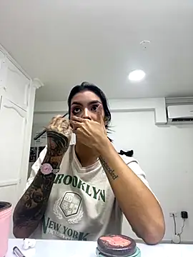 DeuxGold online show from December 3, 2025, 3:25 am