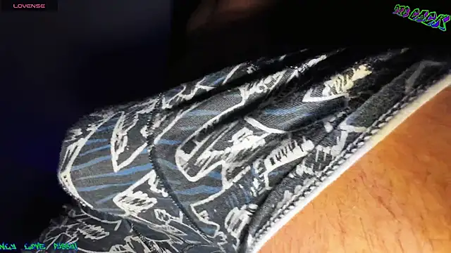 Snapshot of Deutscher_Gro8schwanz_88 chatting on February 5, 2025, 2:51 am Deutscher Gro8schwanz 88 online show from February 5, 2025, 2:51 am