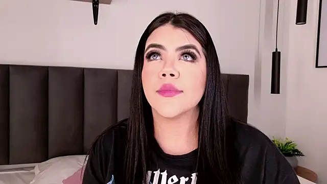 Harmonybabe  online show from March 14, 2026, 8:25 pm