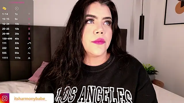 Harmonybabe  online show from March 16, 2026, 8:13 pm