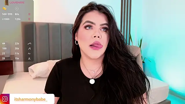 Snapshot of Harmonybabe_ chatting on July 15, 2026, 8:03 pm Harmonybabe online show from July 15, 2026, 8:03 pm