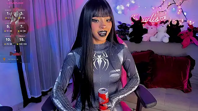 Miss freydis online show from June 10, 2026, 6:01 am
