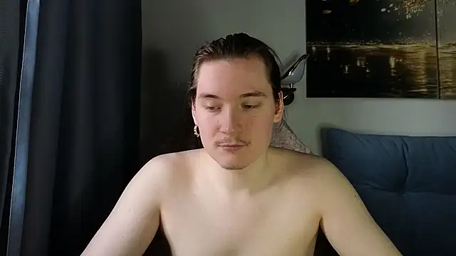 MoreRealAlex online show from May 5, 2026, 4:53 am