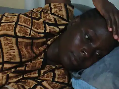 Snapshot of ara_bella chatting on January 13, 2026, 5:29 pm ara bella online show from January 13, 2026, 5:29 pm