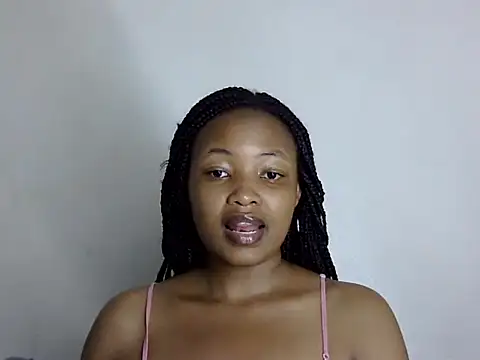 Snapshot of Q_amor2 chatting on January 23, 2025, 10:01 pm Q amor2 online show from January 23, 2025, 10:01 pm