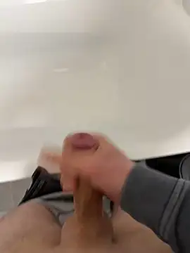 oneeight28 online show from March 14, 2026, 7:58 am