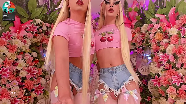 Snapshot of AlisonSharon chatting on March 10, 2025, 2:28 am AlisonSharon online show from March 10, 2025, 2:28 am