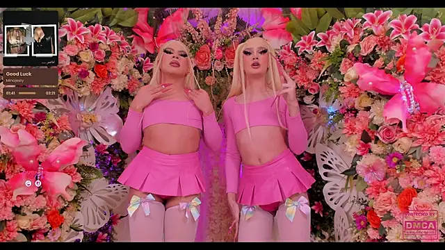 Snapshot of AlisonSharon chatting on September 21, 2025, 4:58 am AlisonSharon online show from September 21, 2025, 4:58 am