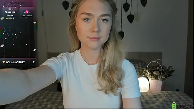 Snapshot of TheVanessaMaes chatting on February 24, 2026, 11:36 pm TheVanessaMaes online show from February 24, 2026, 11:36 pm