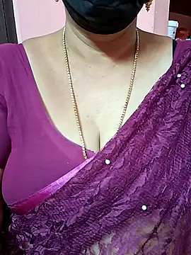 ananya956 online show from October 8, 2025, 7:39 am