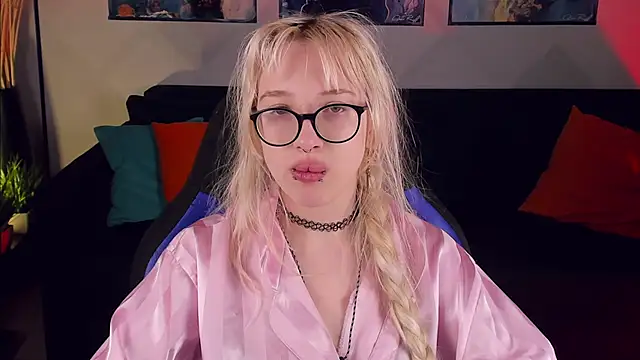 AmayaSakura online show from December 20, 2024, 9:17 pm