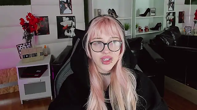 AmayaSakura online show from January 31, 2025, 9:37 pm