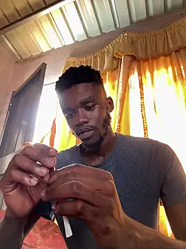 Snapshot of HottSledge chatting on March 5, 2025, 1:17 pm HottSledge online show from March 5, 2025, 1:17 pm