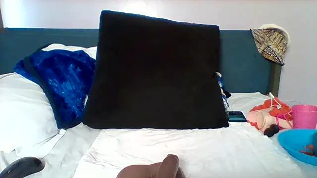curvy natallie online show from May 28, 2026, 11:51 am