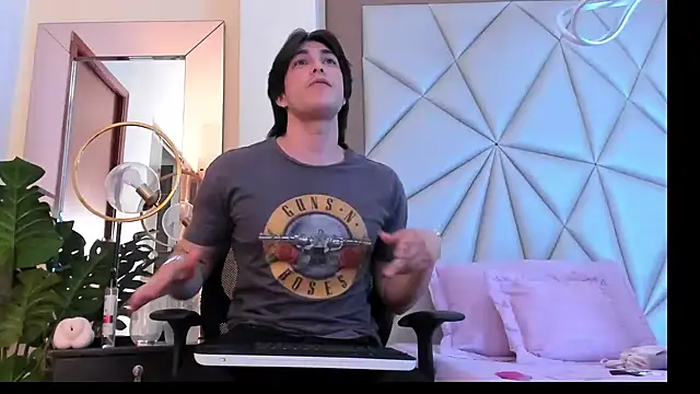 Karimferrer online show from January 22, 2025, 8:40 am