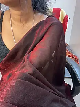 Spicy sari girl online show from December 7, 2024, 3:25 am