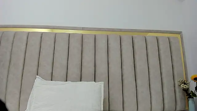 Snapshot of FreyaMoller chatting on February 14, 2026, 6:59 pm FreyaMoller online show from February 14, 2026, 6:59 pm