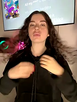 Kimi Ass online show from October 20, 2025, 12:16 pm