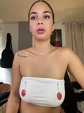 gabyaridi online show from March 10, 2025, 3:52 pm