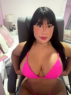 AshleyFerrer online show from October 27, 2025, 2:10 pm