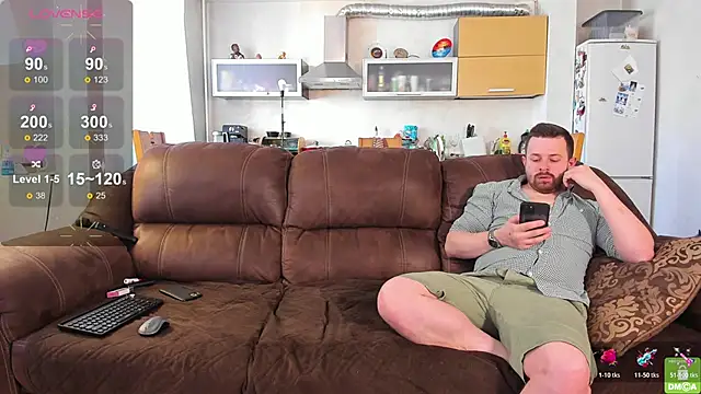 NikkiNSerdron online show from April 7, 2026, 4:57 am