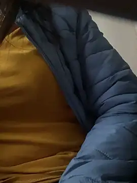 Tuongvy05 online show from February 24, 2025, 5:33 am