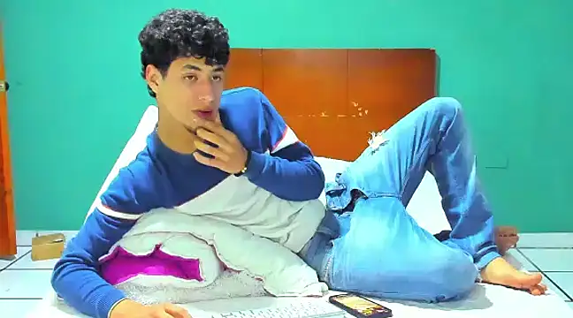 Snapshot of Chandler_ken chatting on March 6, 2025, 5:14 am Chandler ken online show from March 6, 2025, 5:14 am