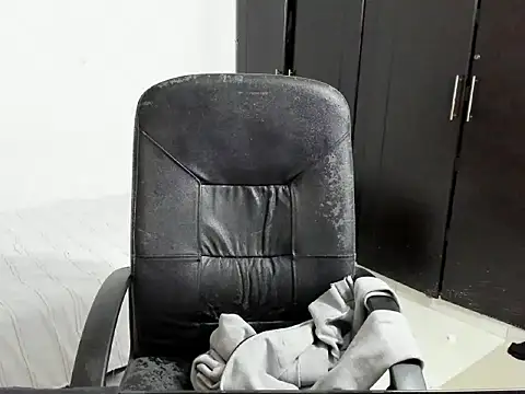 Snapshot of Chandler_ken chatting on September 13, 2025, 4:23 am Chandler ken online show from September 13, 2025, 4:23 am