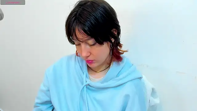 lizzy davis 1 online show from January 16, 2026, 4:05 am