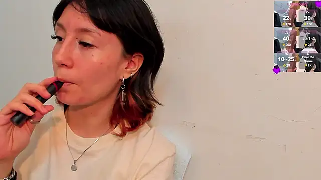 lizzy davis 1 online show from February 13, 2026, 3:57 am