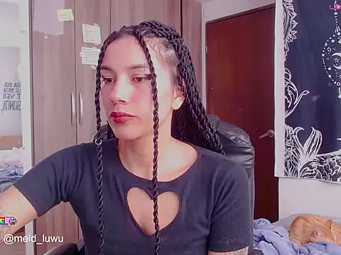 melissahowl online show from March 25, 2026, 9:43 pm