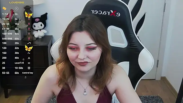 pretty little thing online show from March 22, 2026, 7:28 pm