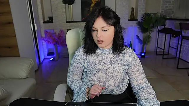 Daniela Kitty  online show from March 13, 2026, 8:43 am