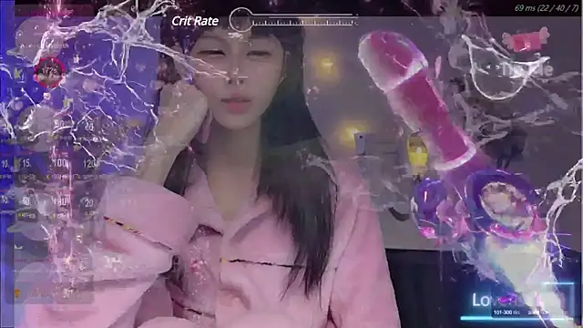 Snapshot of O0_0Q chatting on December 23, 2024, 1:24 pm O0 0Q online show from December 23, 2024, 1:24 pm