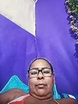 Snapshot of Afroditabichota chatting on September 10, 2025, 11:16 pm Afroditabichota online show from September 10, 2025, 11:16 pm