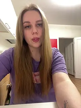 Marylallka5 online show from April 14, 2026, 6:14 pm