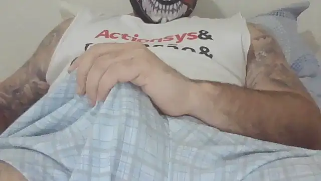 LorddVikingg online show from November 30, 2025, 7:18 pm
