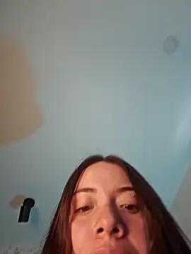 valery mora online show from January 21, 2025, 2:15 pm