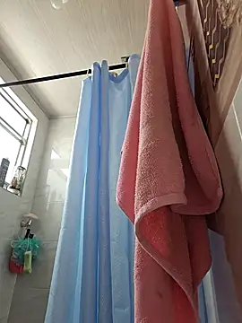 valery mora online show from September 23, 2025, 3:04 pm