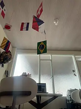 Snapshot of valery_mora chatting on July 3, 2026, 5:30 pm valery mora online show from July 3, 2026, 5:30 pm