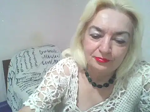 Meri798 online show from September 11, 2025, 8:20 pm