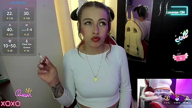 sweetlittlelisa online show from February 10, 2026, 7:51 pm