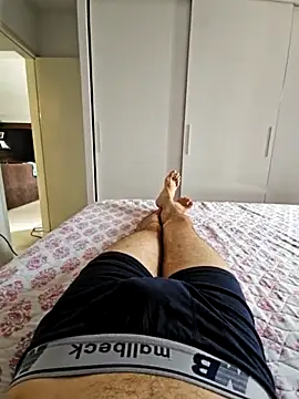 matheus387 online show from October 27, 2025, 4:44 pm