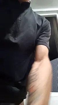 weedmanhot28 online show from December 17, 2024, 12:12 am