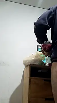 weedmanhot28 online show from February 2, 2025, 3:10 am