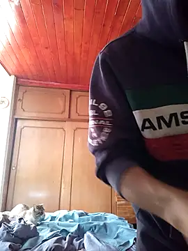 weedmanhot28 online show from September 14, 2025, 1:32 pm