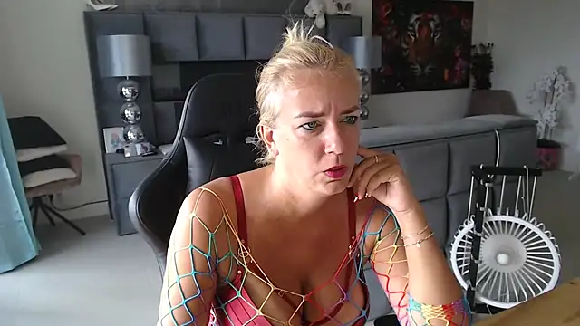 Wendysexyx online show from July 15, 2026, 11:37 am