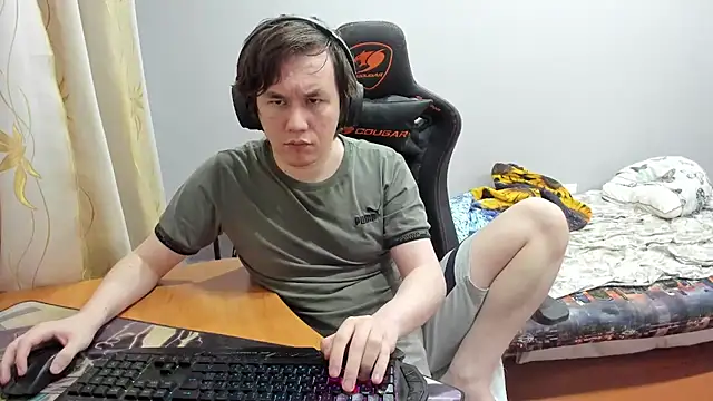 iliaskrislove online show from September 10, 2025, 11:27 pm