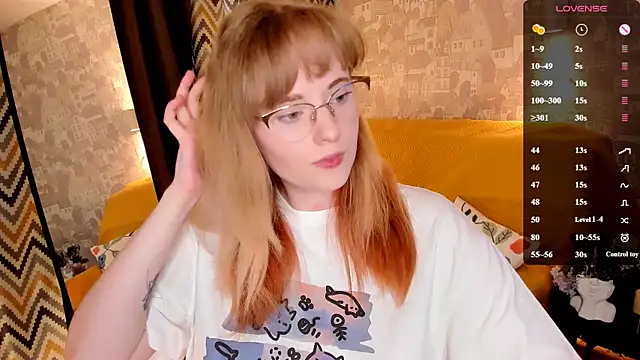 Snapshot of Aemilia_ chatting on July 7, 2026, 8:40 am Aemilia online show from July 7, 2026, 8:40 am